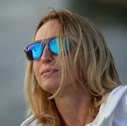 Елена Артемьева